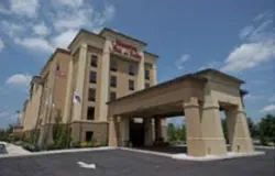 Hotel Accommodations The Hampton Inn Vineland